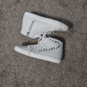 Steve Madden sneakers